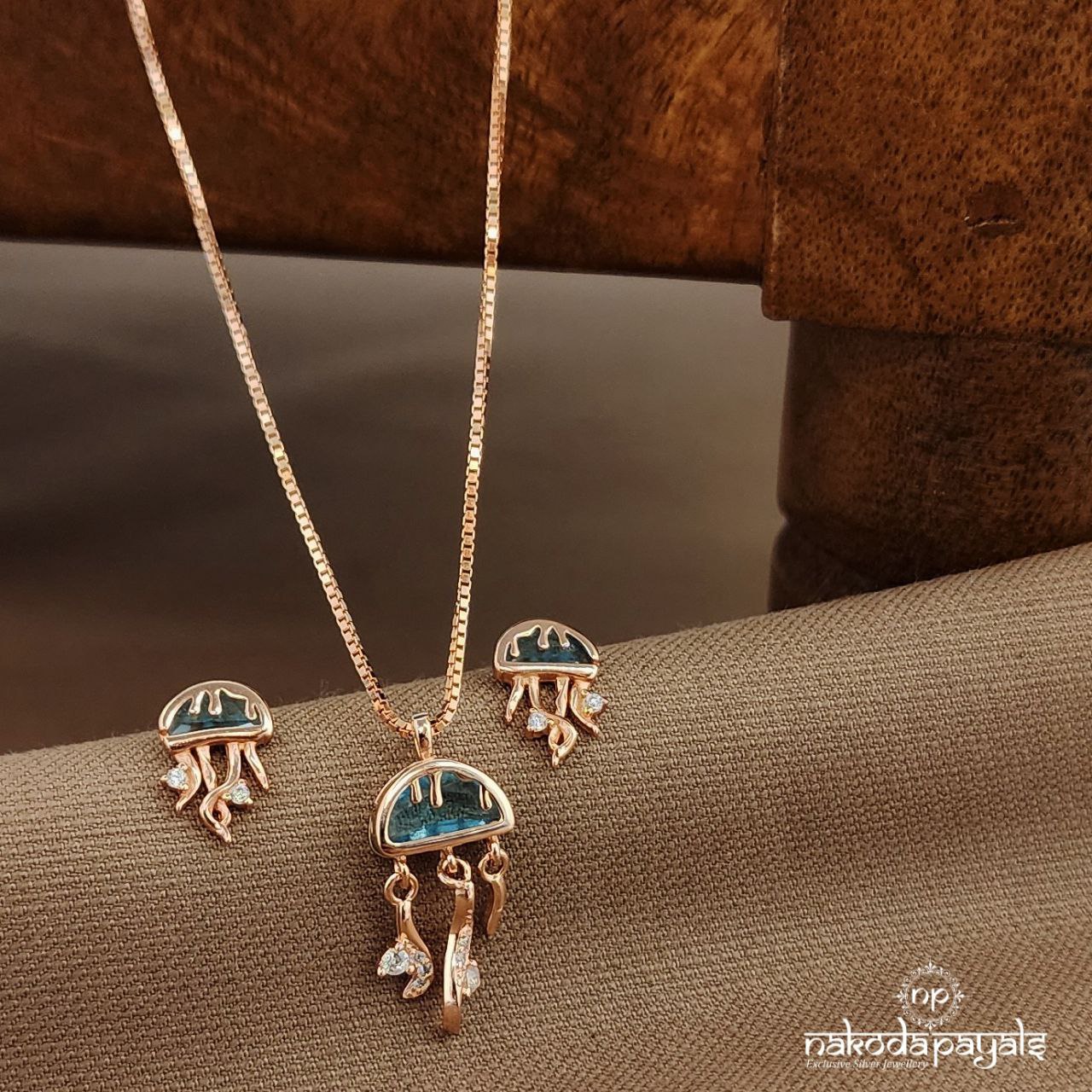 Rose Gold JellyFish Pendant Set (St3887)