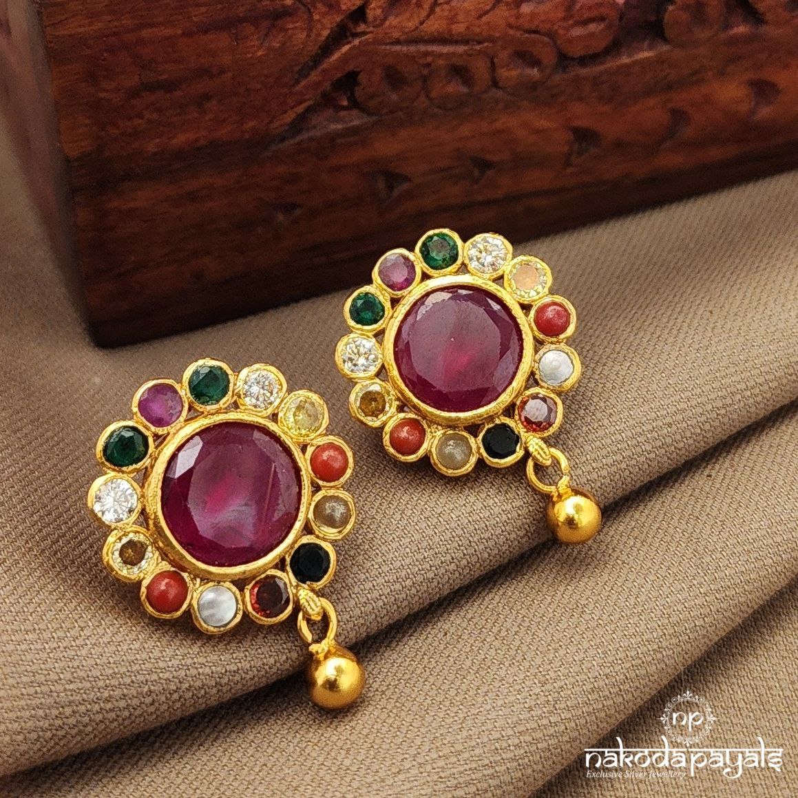 Red Navaratna Studs (Ge10426)