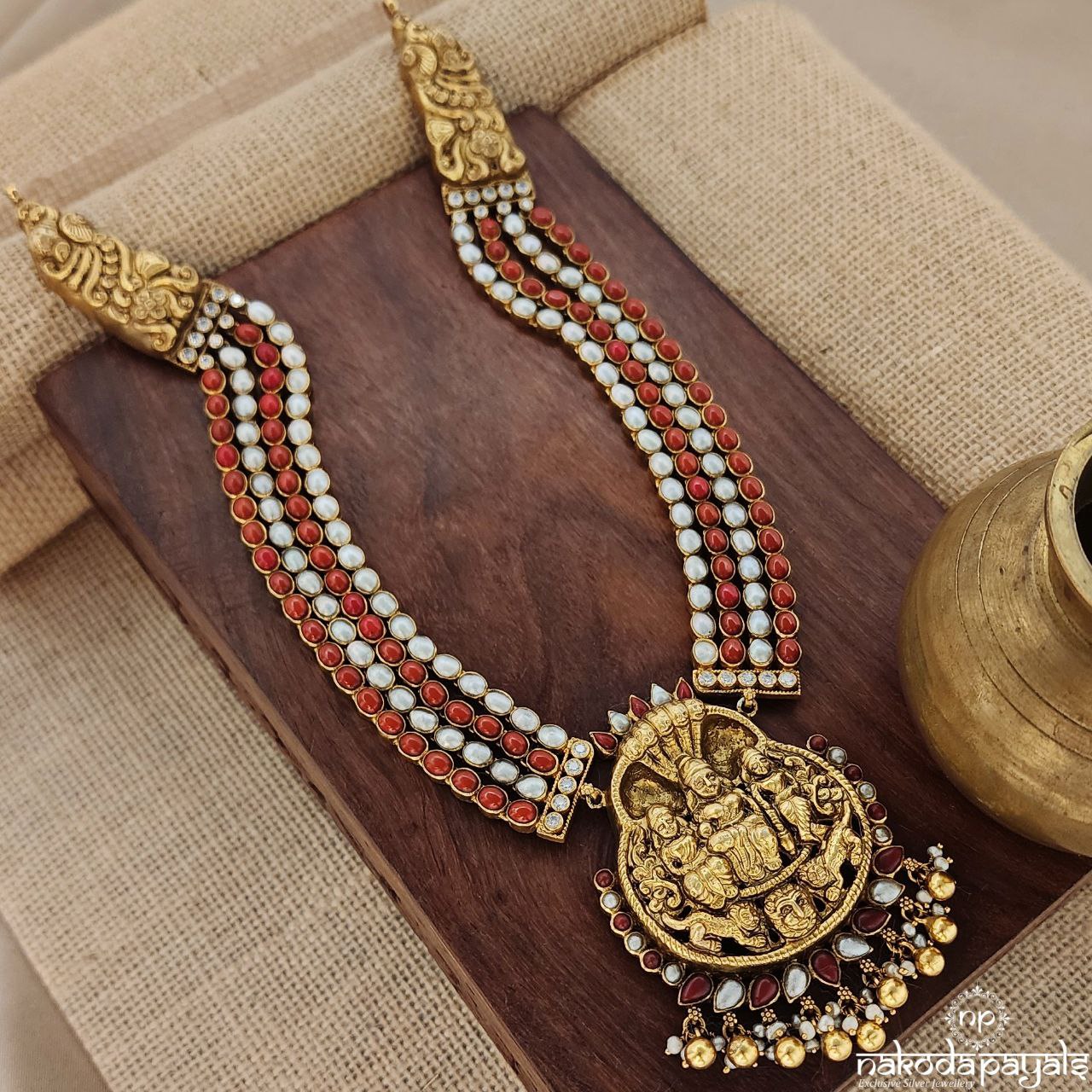 Coral & Pearled Goddess Neckpiece (Gn8778)