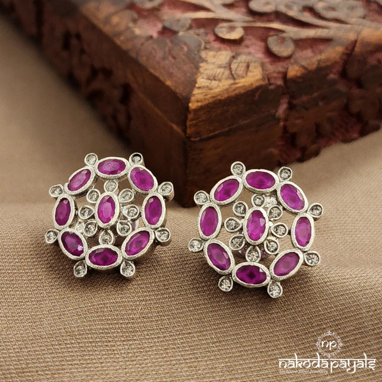 Pink Oval Studs (S3831)