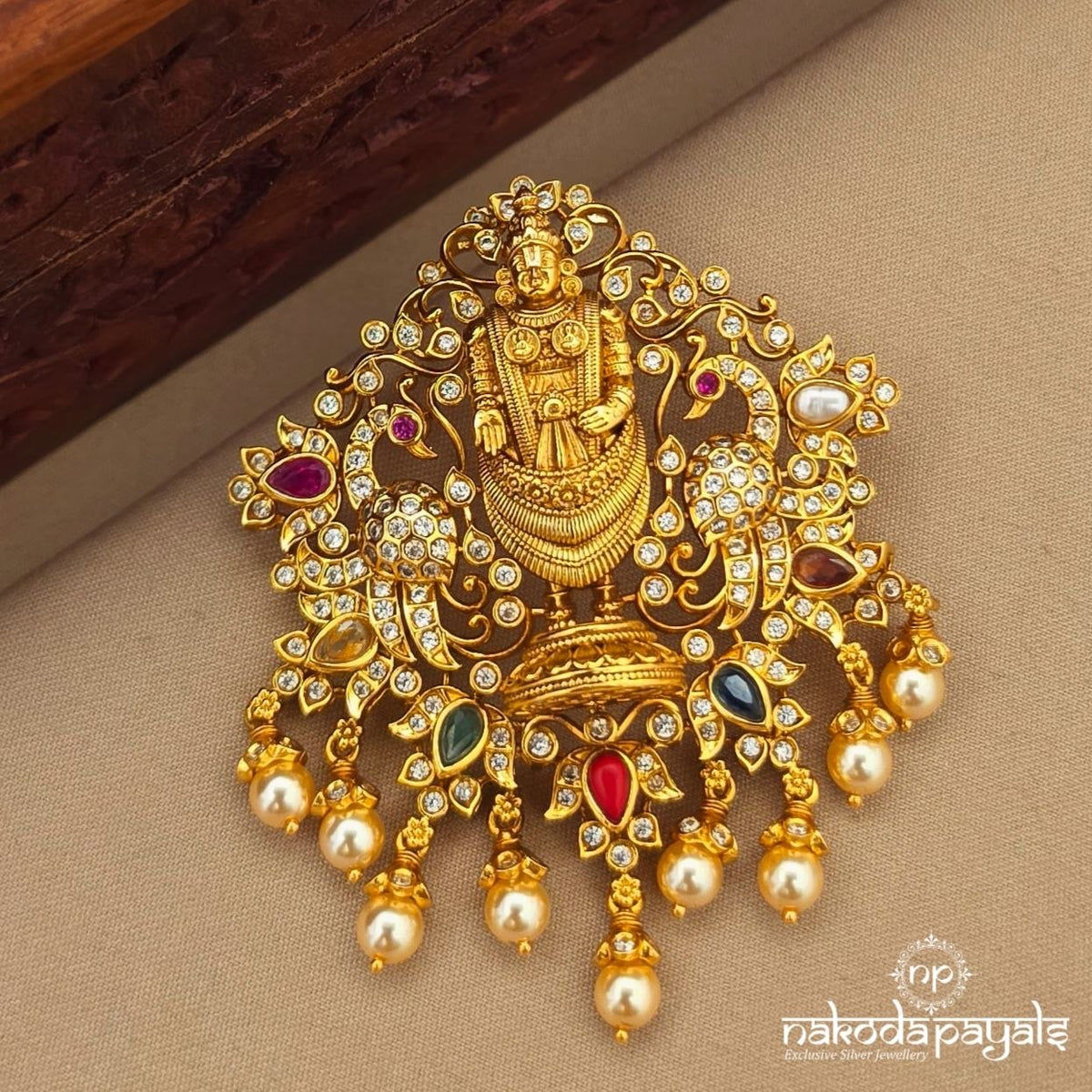 Gorgeous Venkateshwara Navaratna Pendant (Gp2677)
