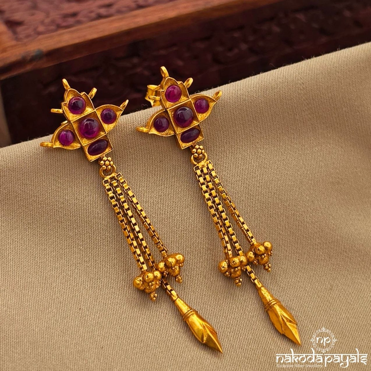 Exquisite Leafy Earrings (Ge11124)