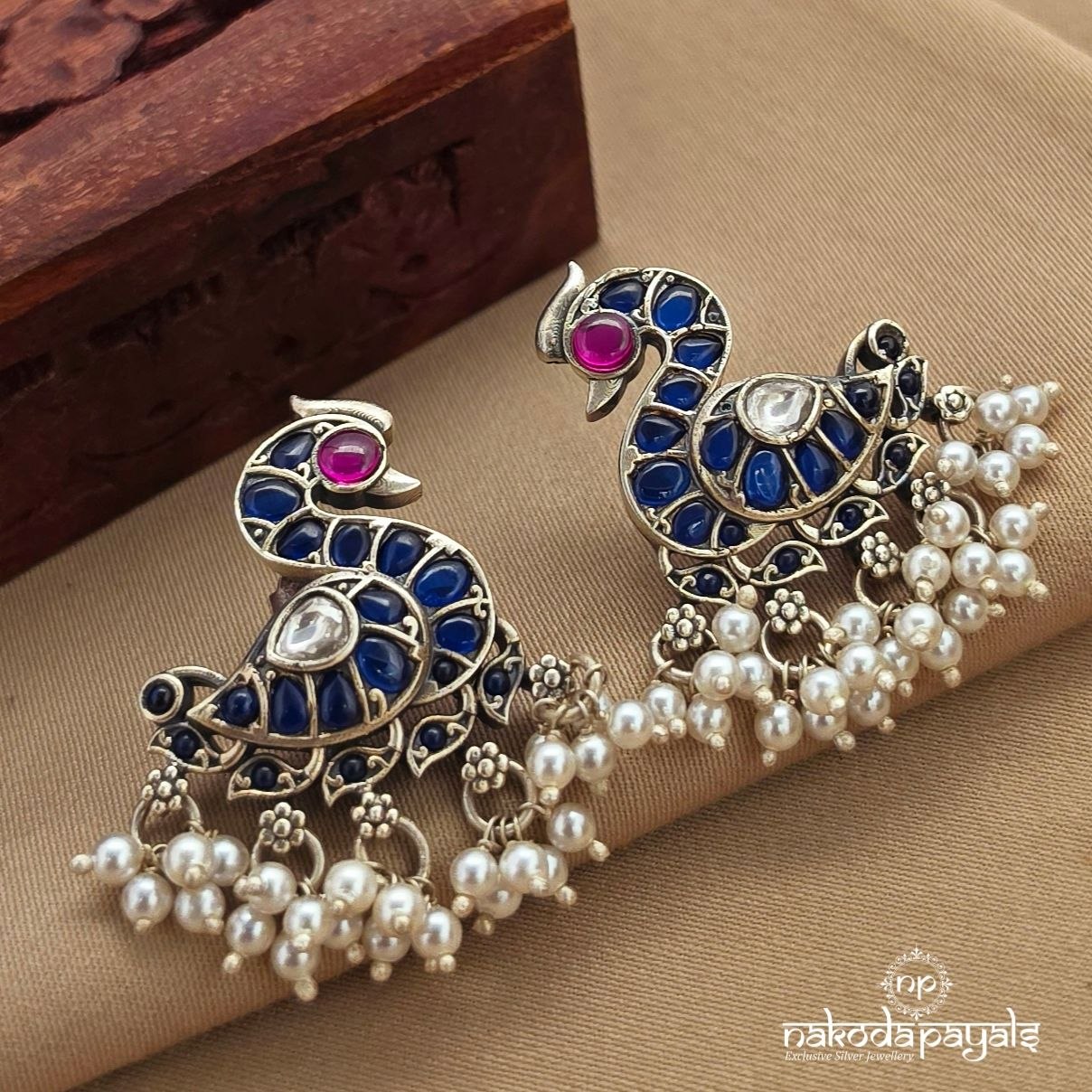 Swam Drop Studs (S9666)