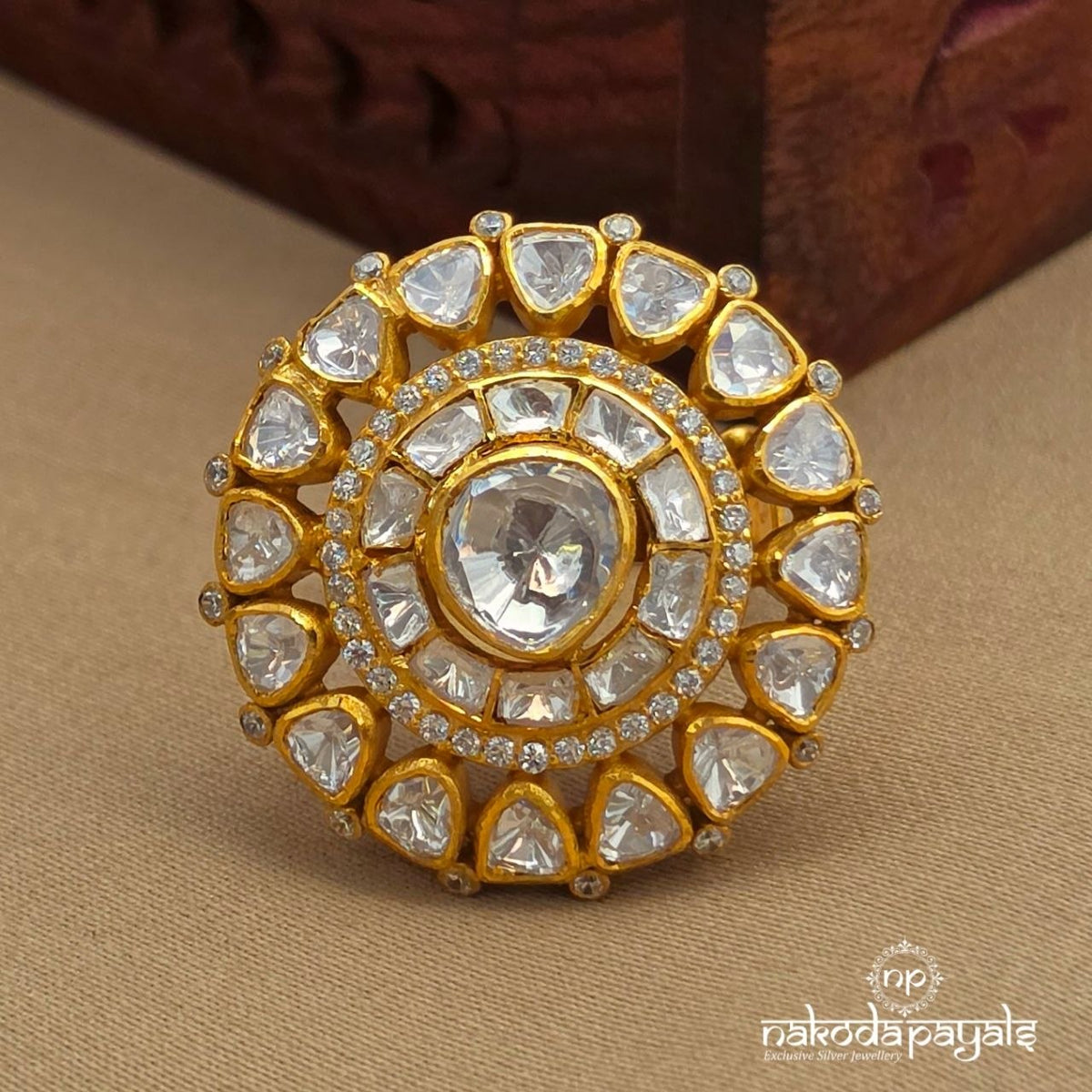 Circular Moissanite Finger Ring (F3031)
