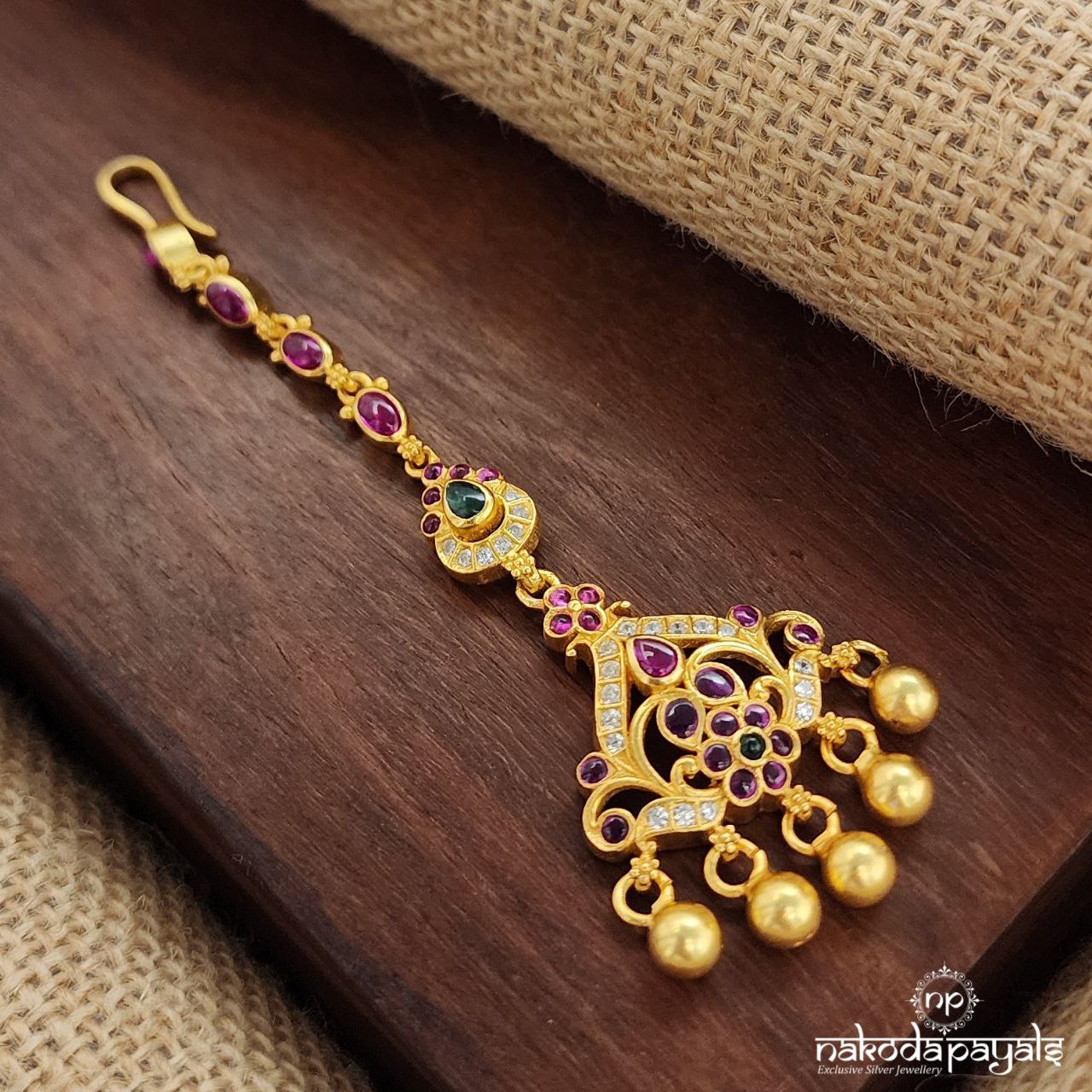 Elegant Lotus Maang Tika (Gm1055)