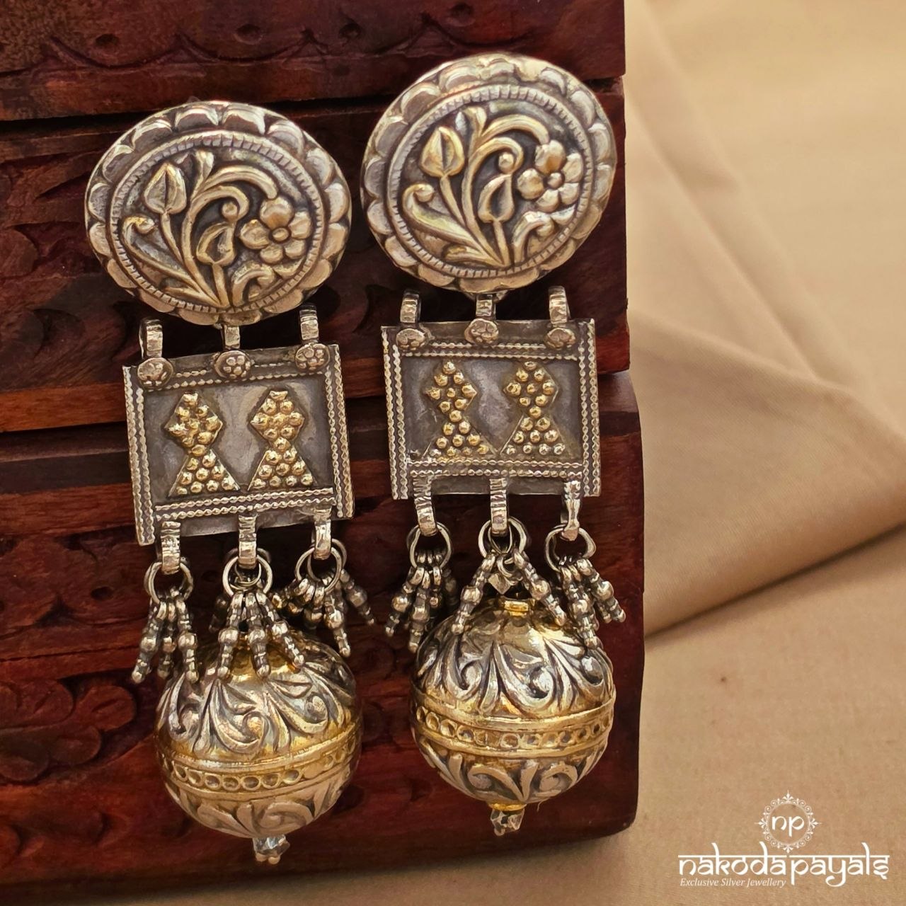 Dual Tone Jhumka (J1643)