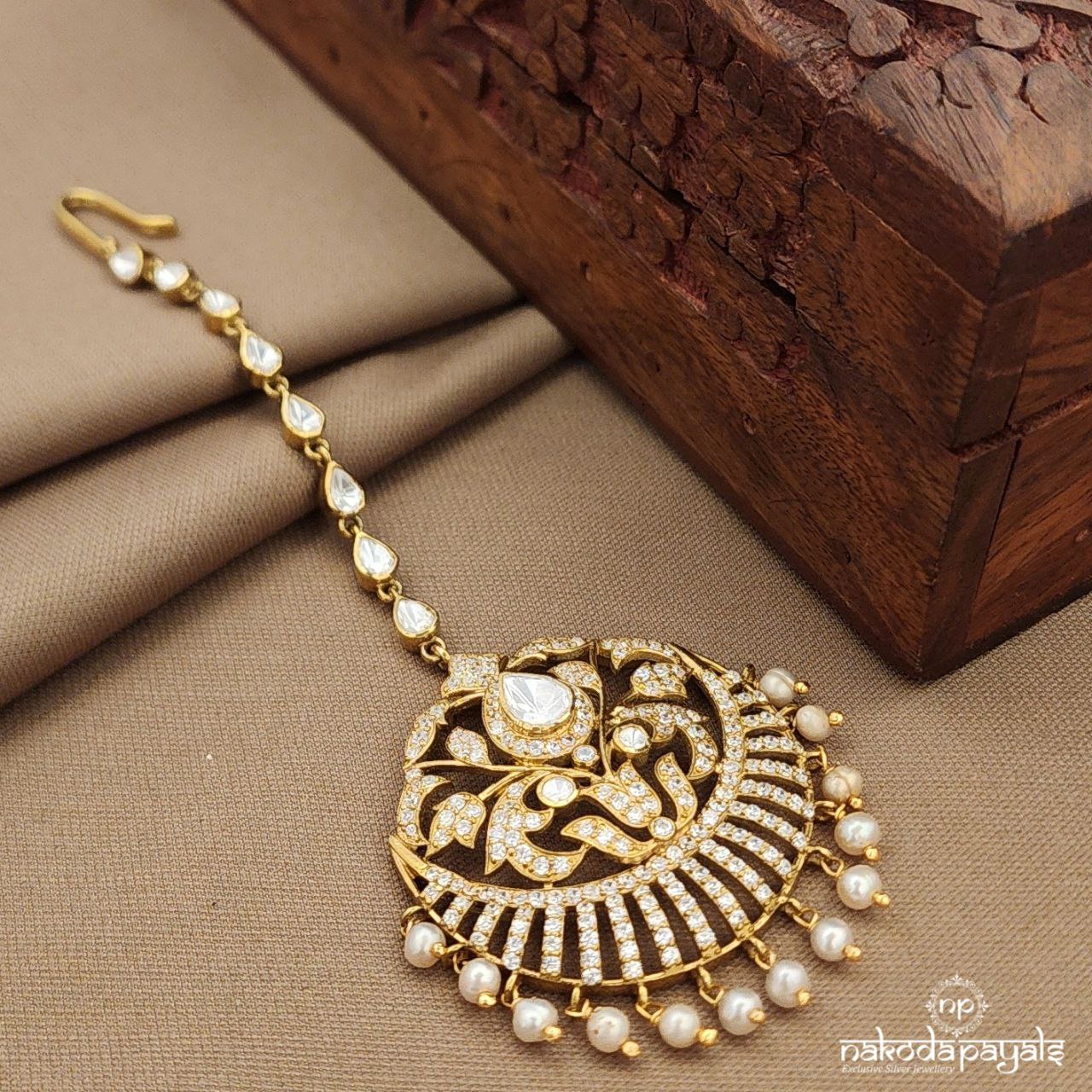 Big Moissanite Maang Tikka (Gm1123)