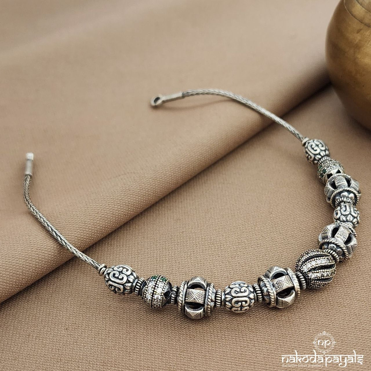 Sparkling Ball Neckpiece (N11237)