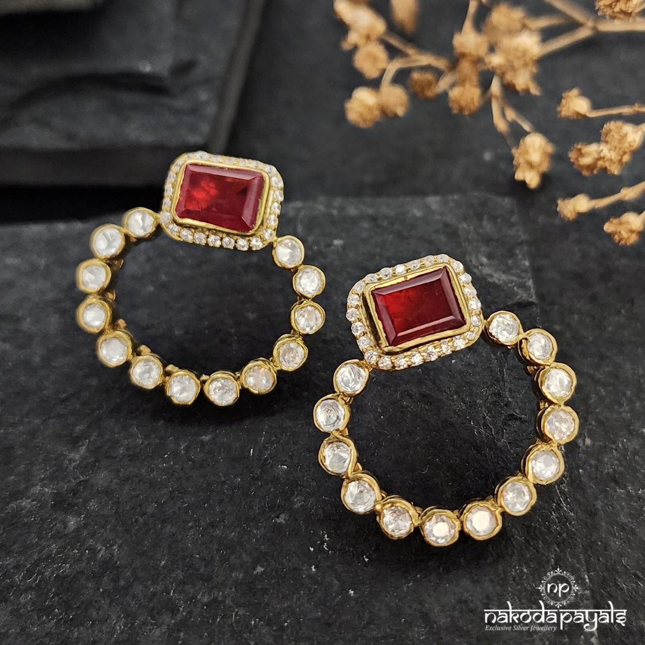 Red Rectangular Moissanite Studs (Ge8866)