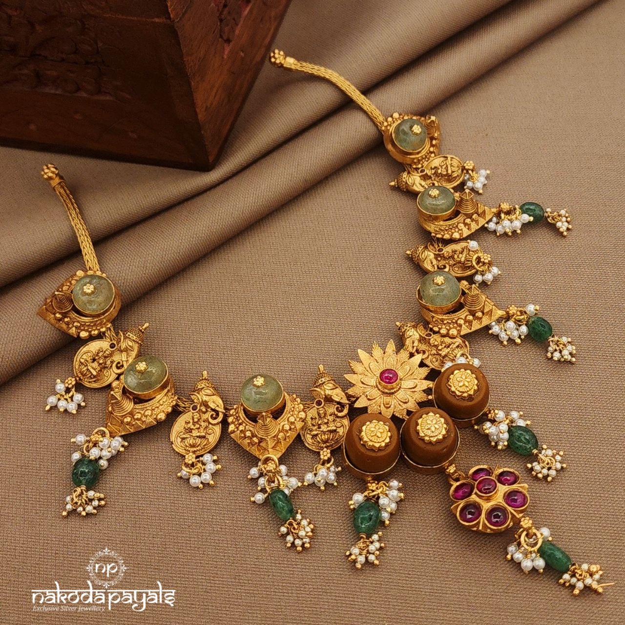 Unique Sunset Coral Neckpiece (Gn9756)