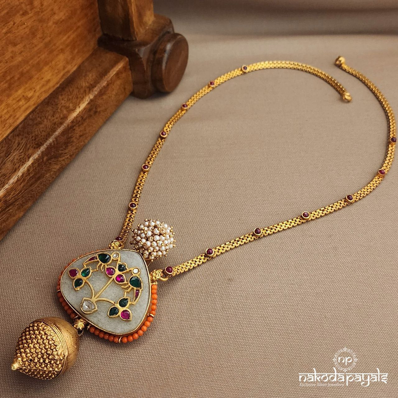 Meenakari Pearled Neckpiece (Gn9492)