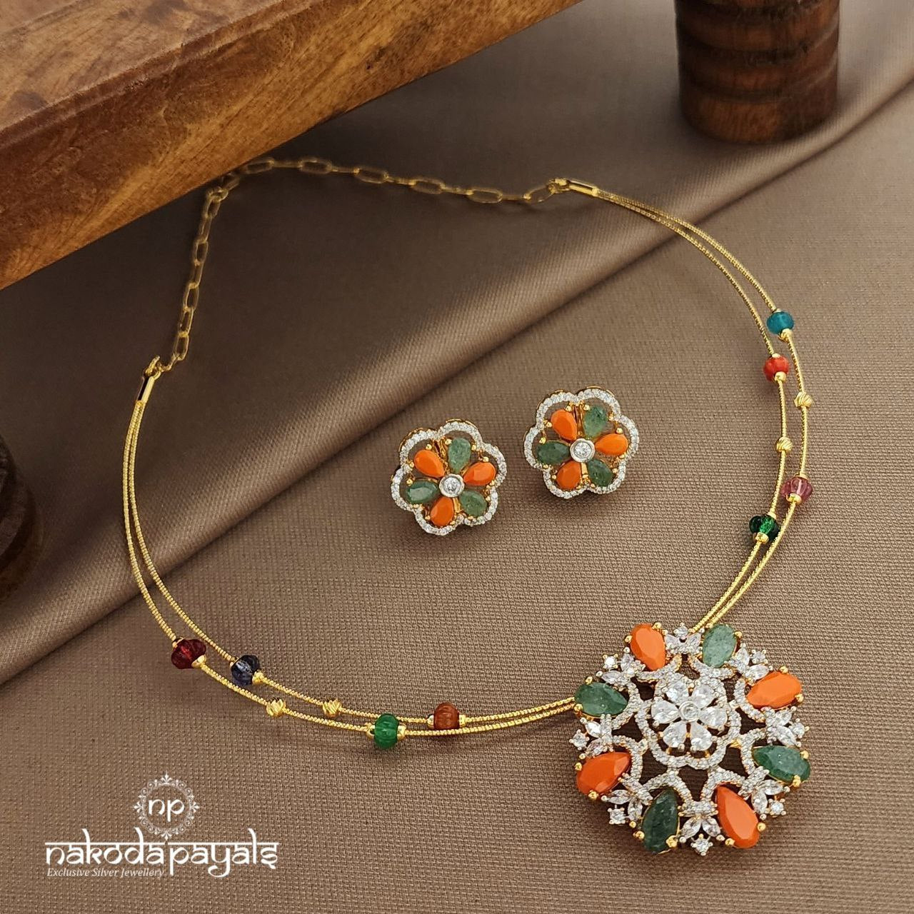 Green & Coral Hasli With Earrings (Gn9457)