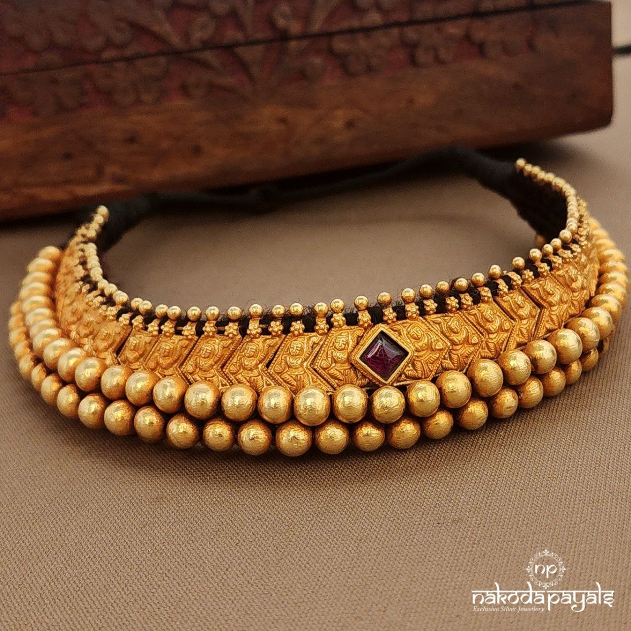 Squarish Kundan Tushi Neckpiece (Gn9636)