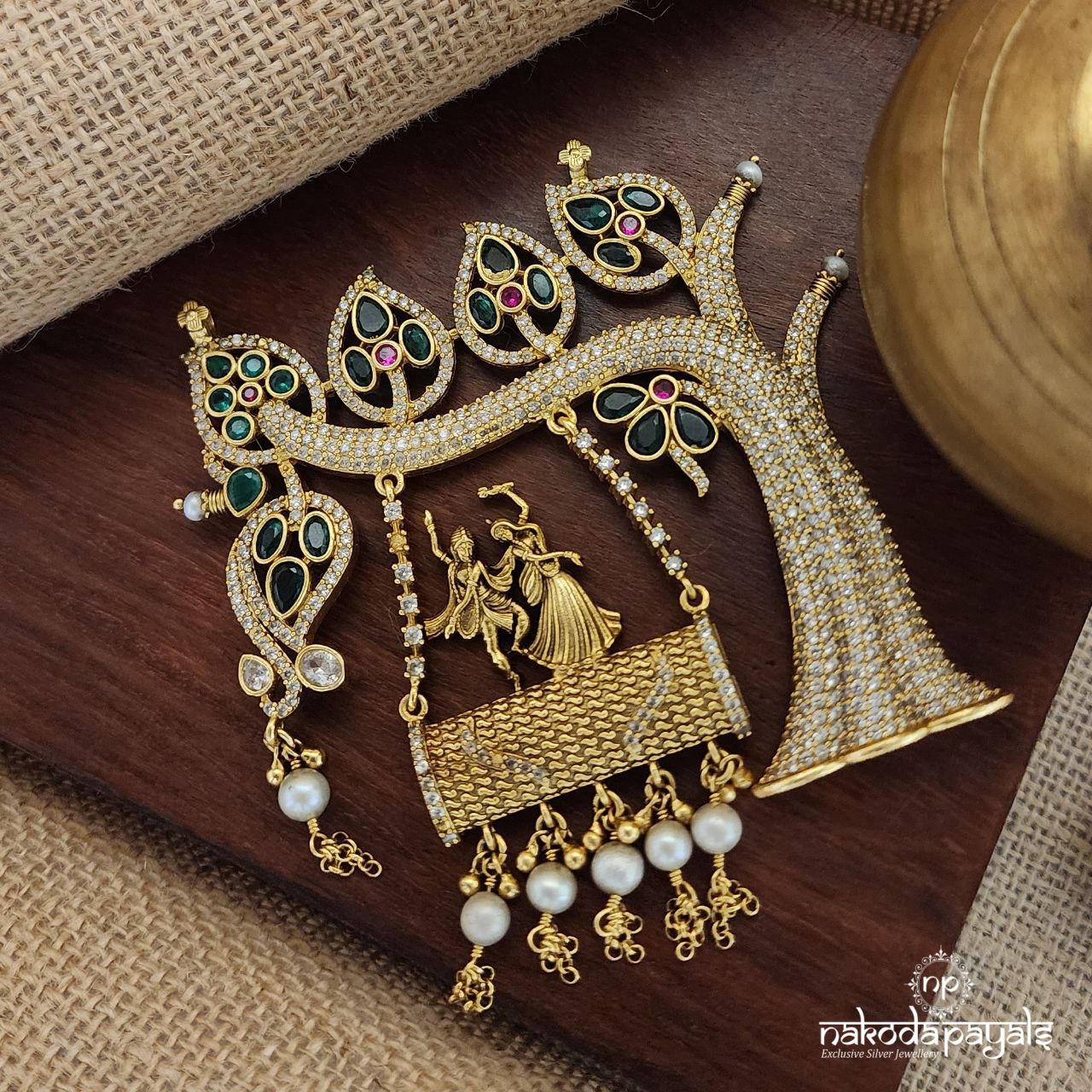 Radhakrishnan Swinging Pendant (Gp1964)