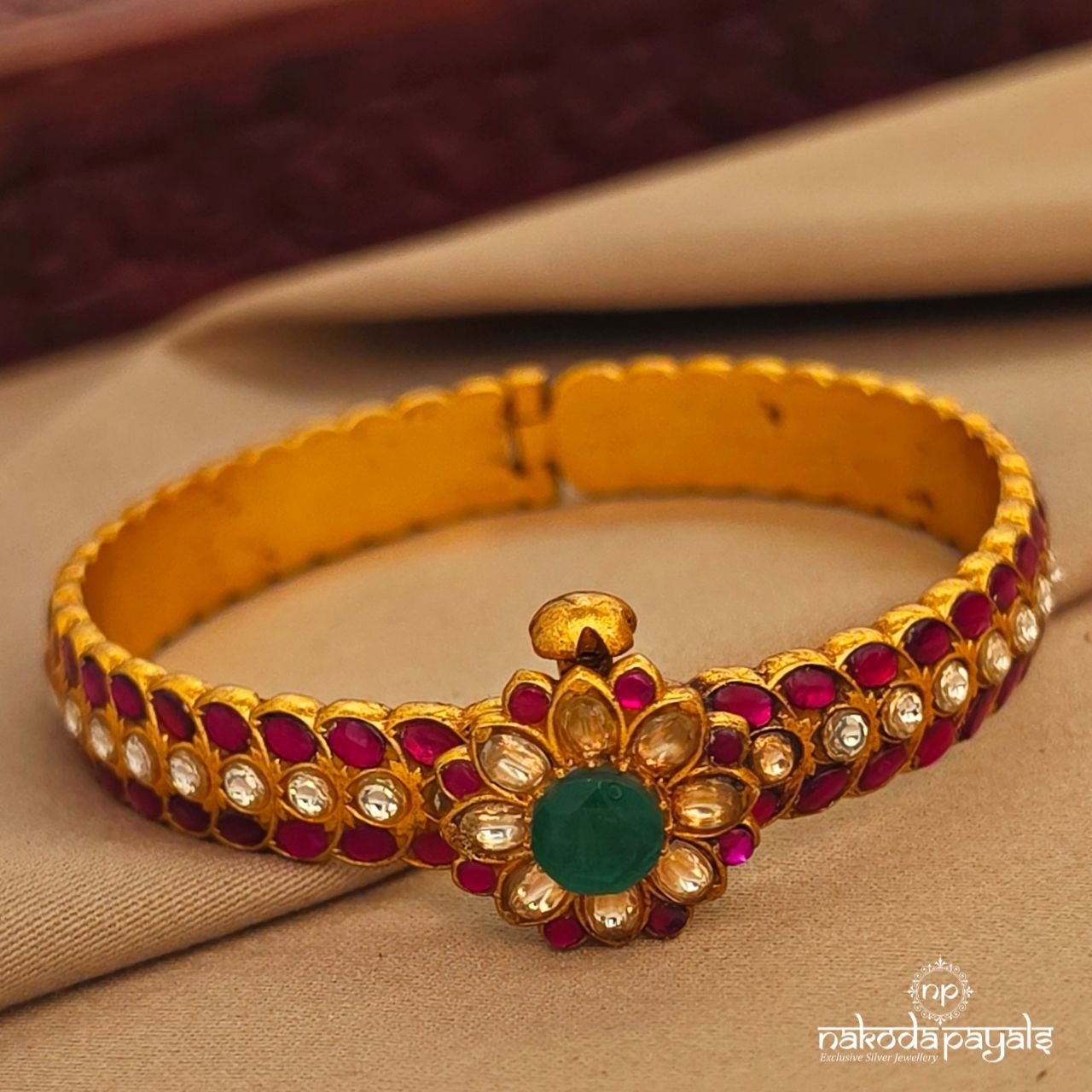 Kundan Screw Kada (Gk3295)