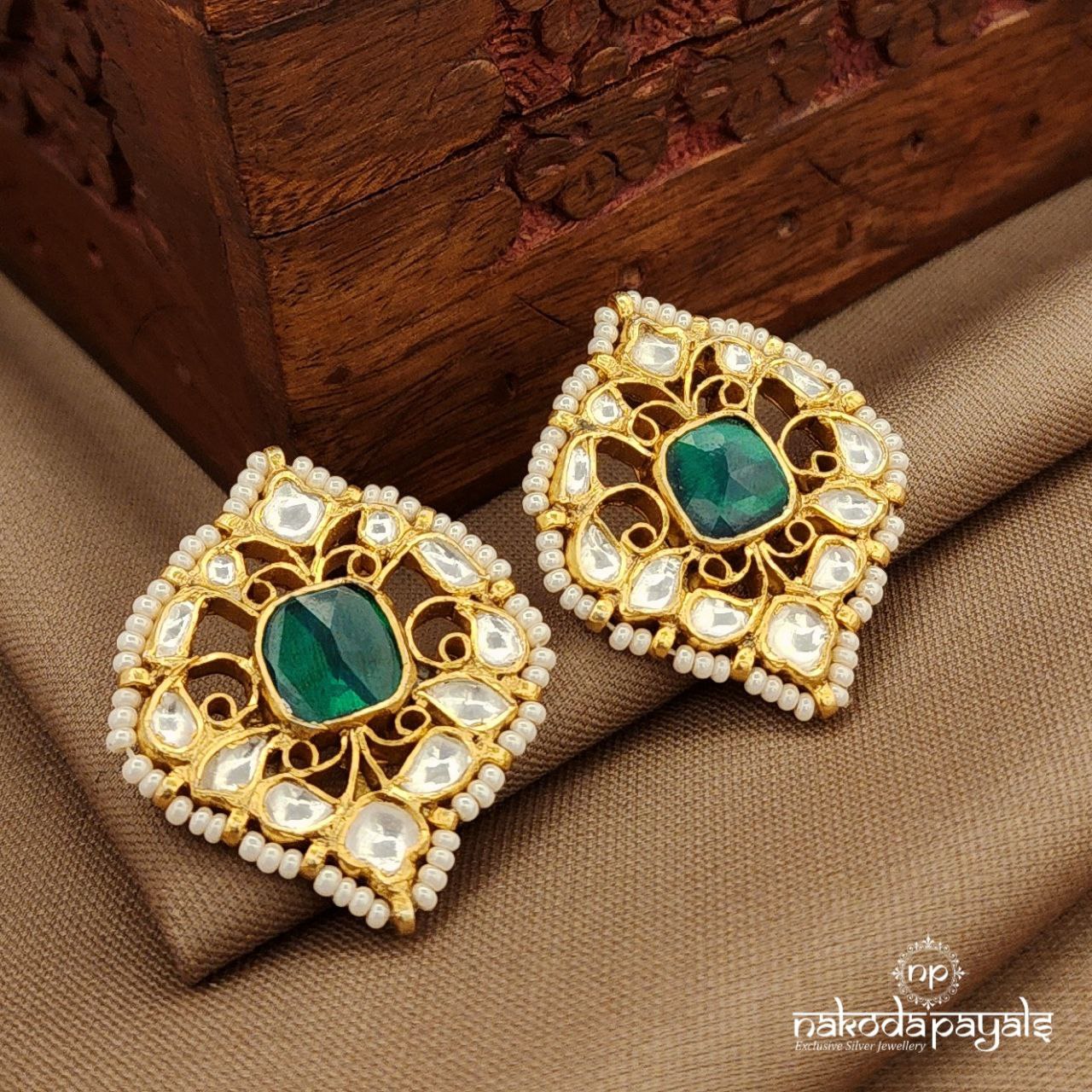 Emerald Green Studs (Ge10378)