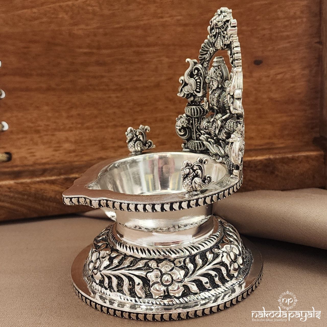 Oxidised Lakshmi Kamakshi Deepam (Aa2048)