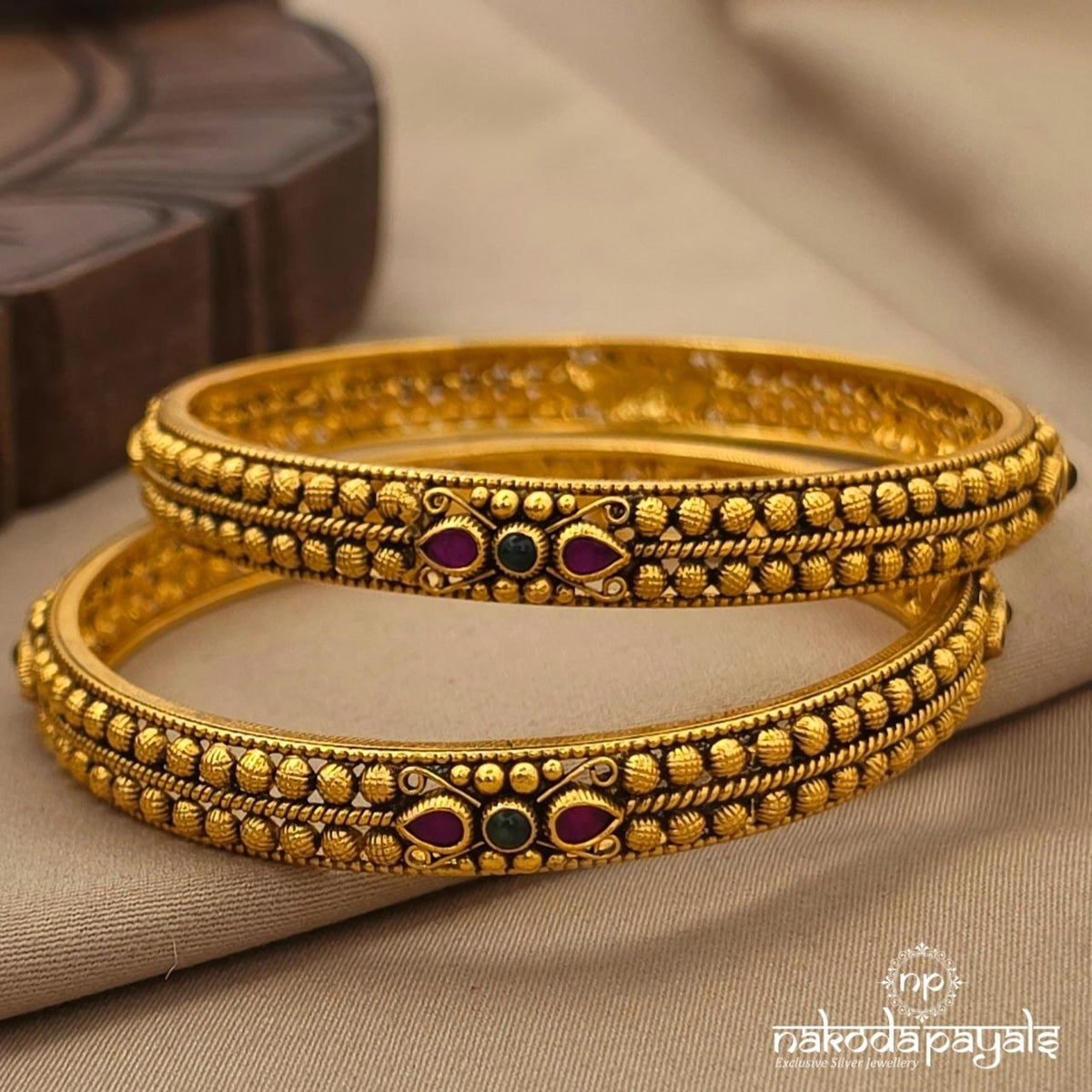 Elegant Kemp Bangles (Gk3401)