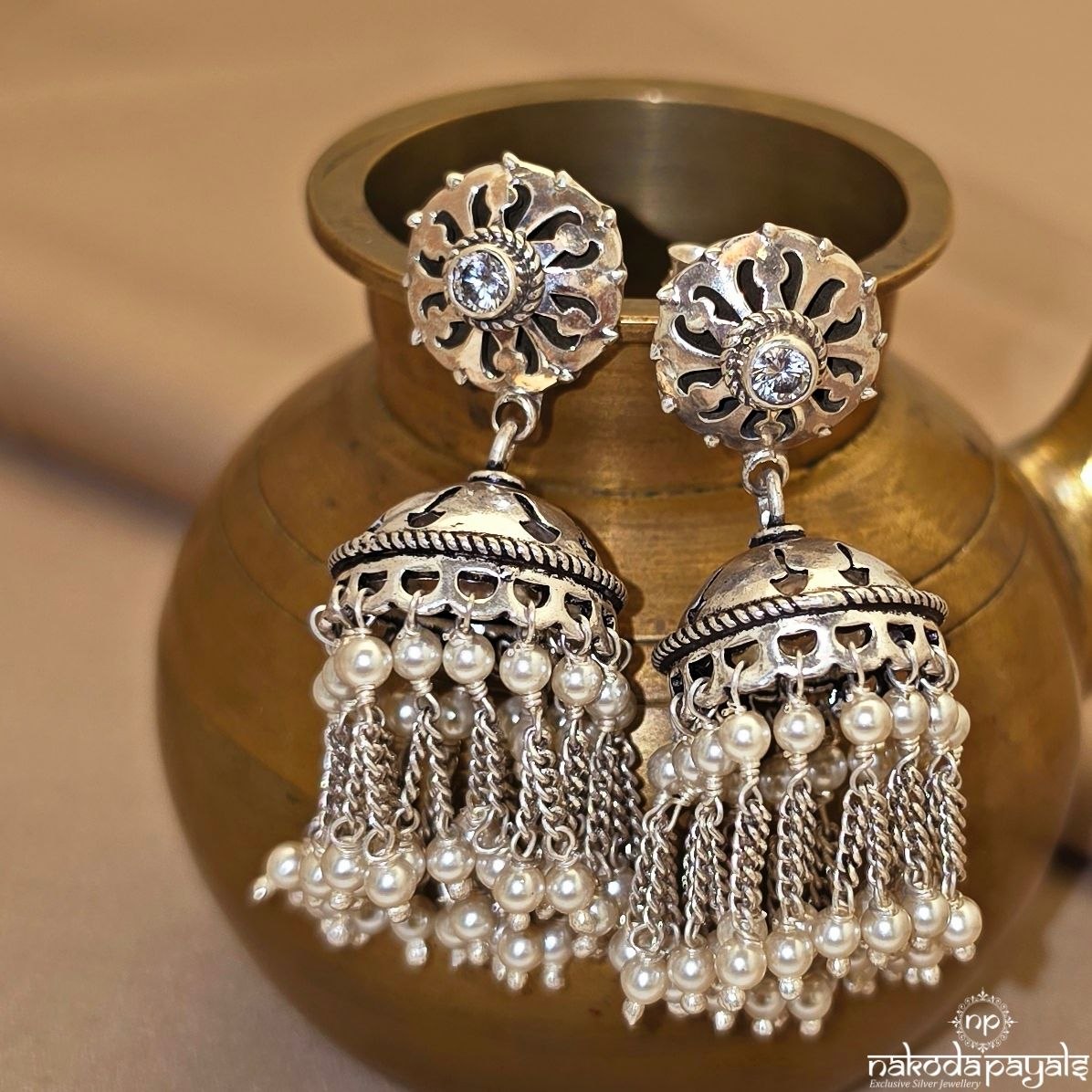 White Floral Pearl Jhumka (J1737)