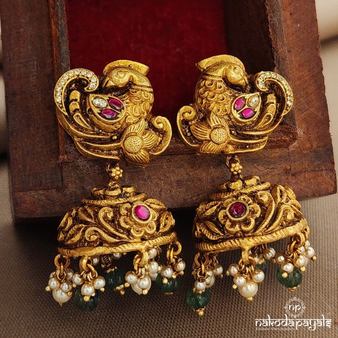 Green Pearled Drop Jhumka (Ge10325)