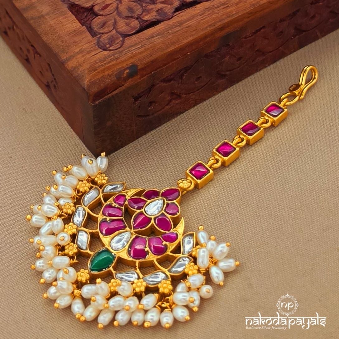 Half Moon Floral Maang Tikka ( Gm1301)
