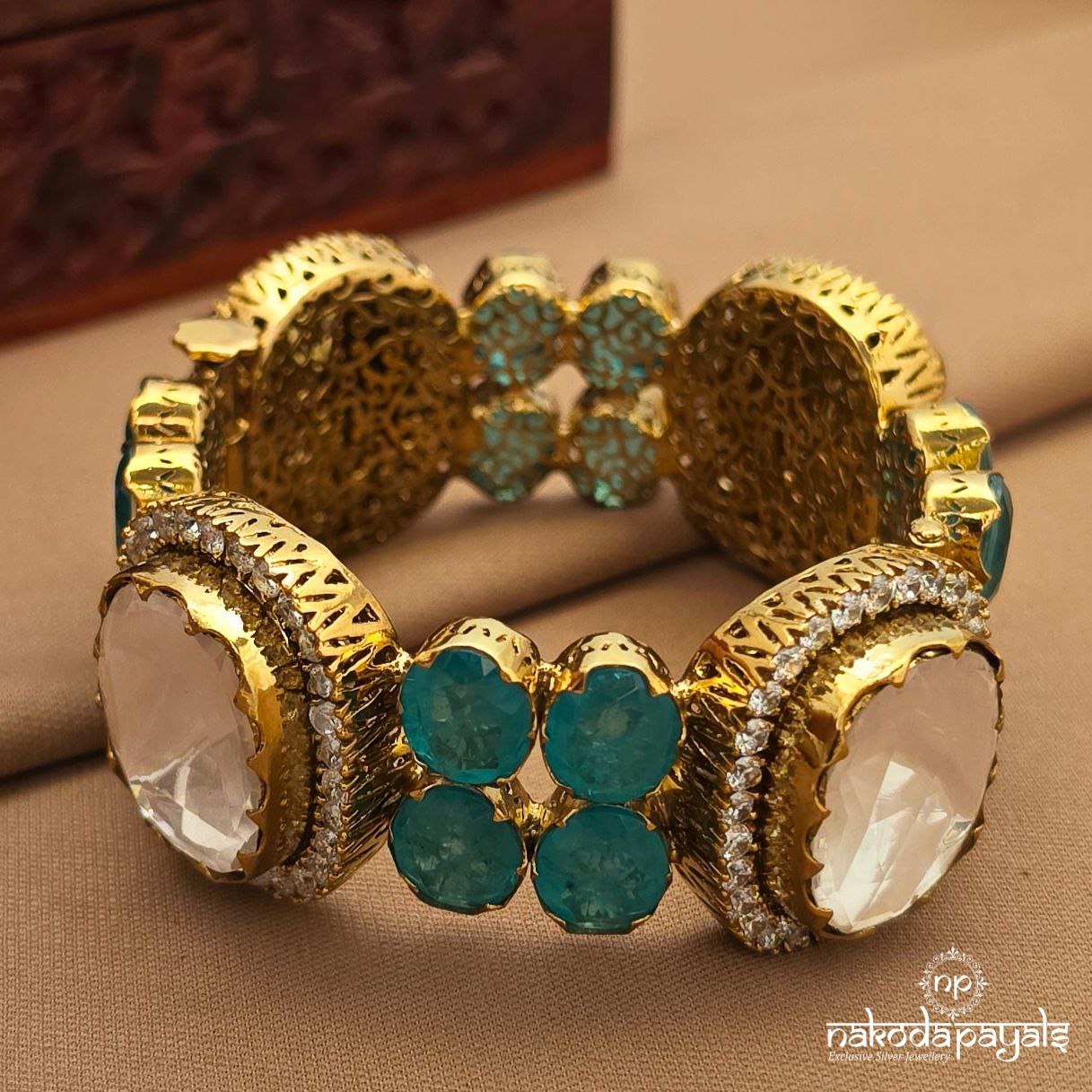 Emerald Green Moissanite Kada (2.6) (Gk3253)