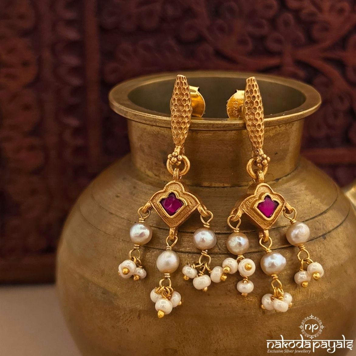 Pink Floral Pearl Chandbali (Ge11271)
