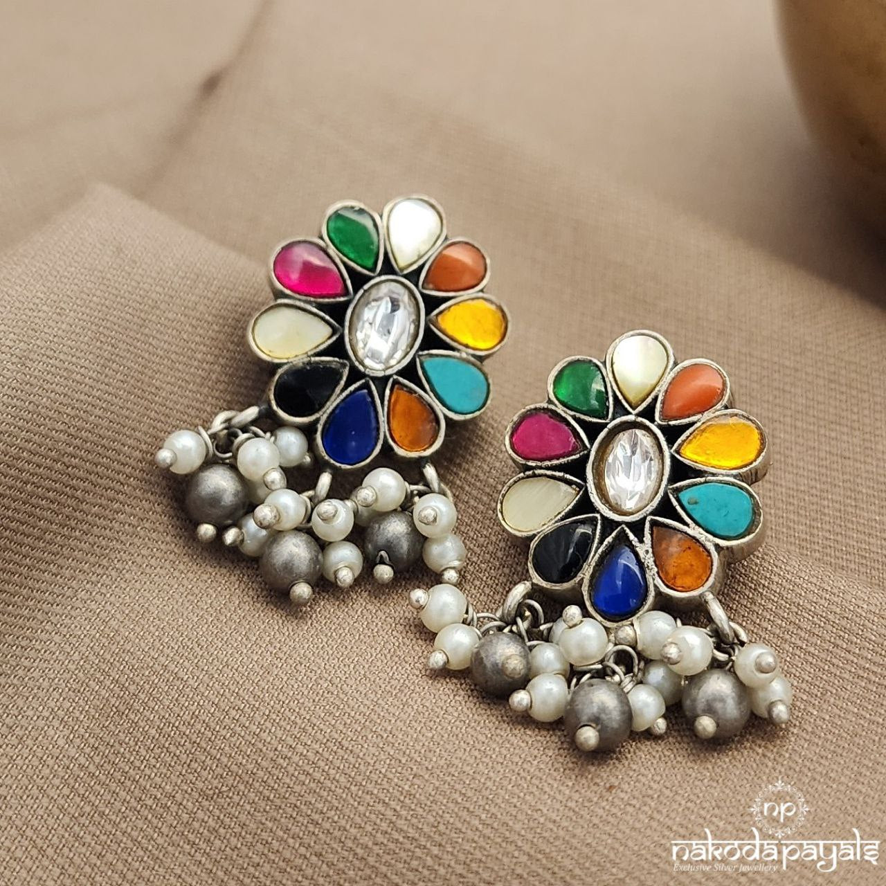 Navaratna Kundan Studs (S3771)