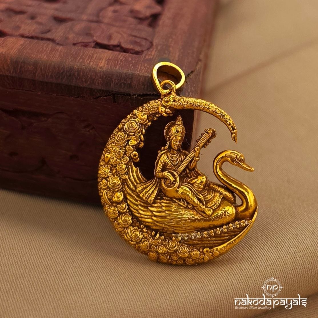 Saraswati Pendant (Gp2213)