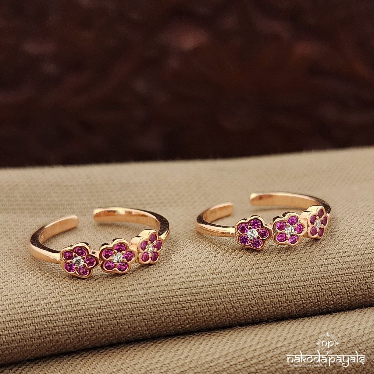 Floral Rose Gold Toerings (T4741)