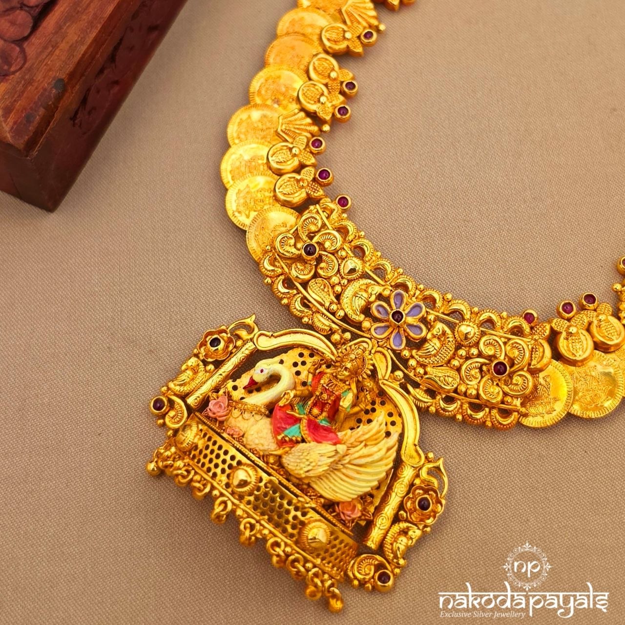 Chaotic Traditional Lakshmi Kasu Neckpiece (Gn10166)