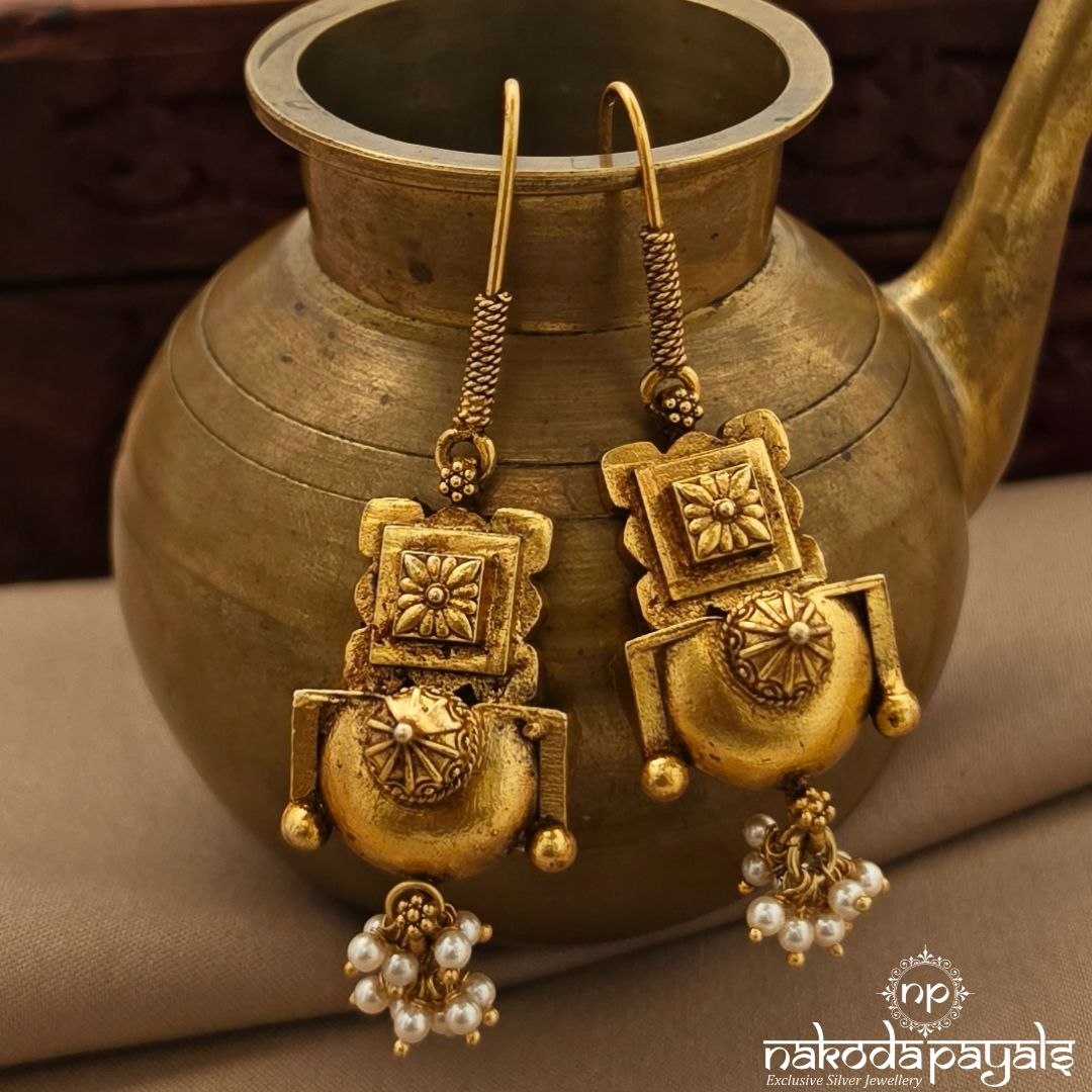 Traditional Floral Pearl Hanging (Ge11392)