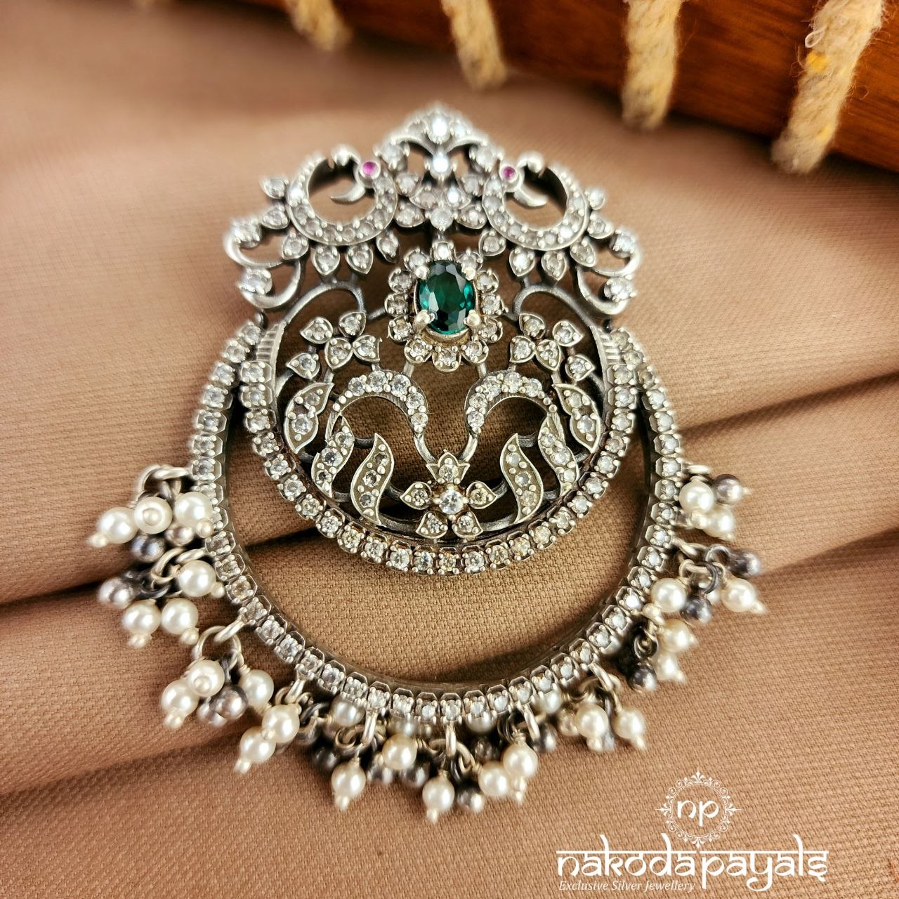 Half Moon Pendant (P2589)