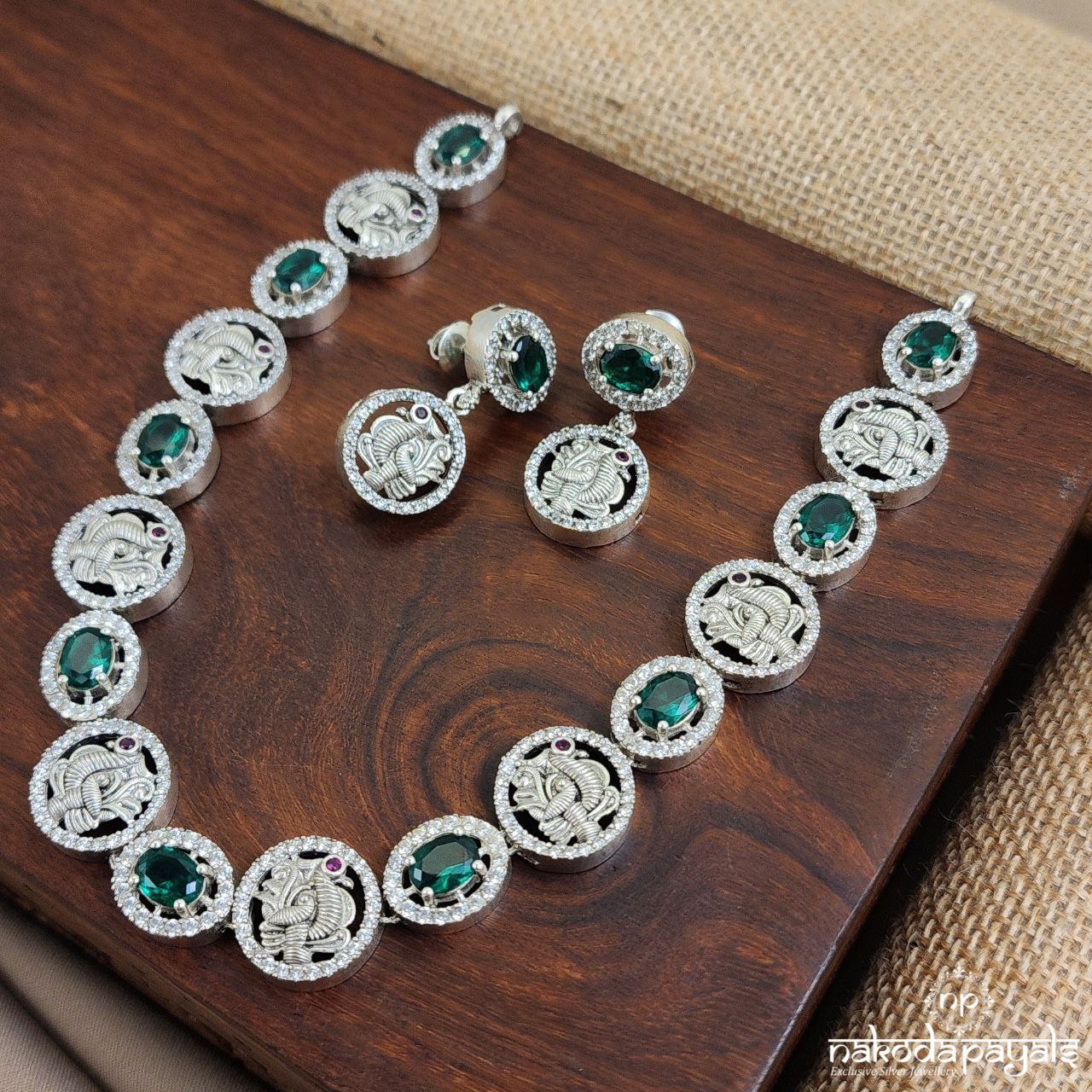Emerald Green Neckpiece With Earrings (N10560)