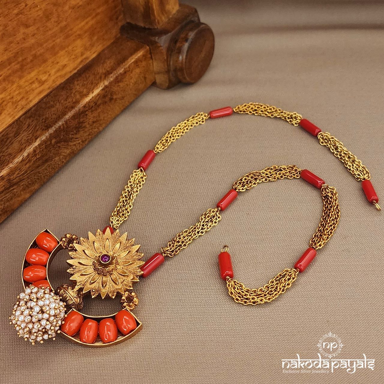 Coral Floral Pearled Neckpiece (Gn9495)