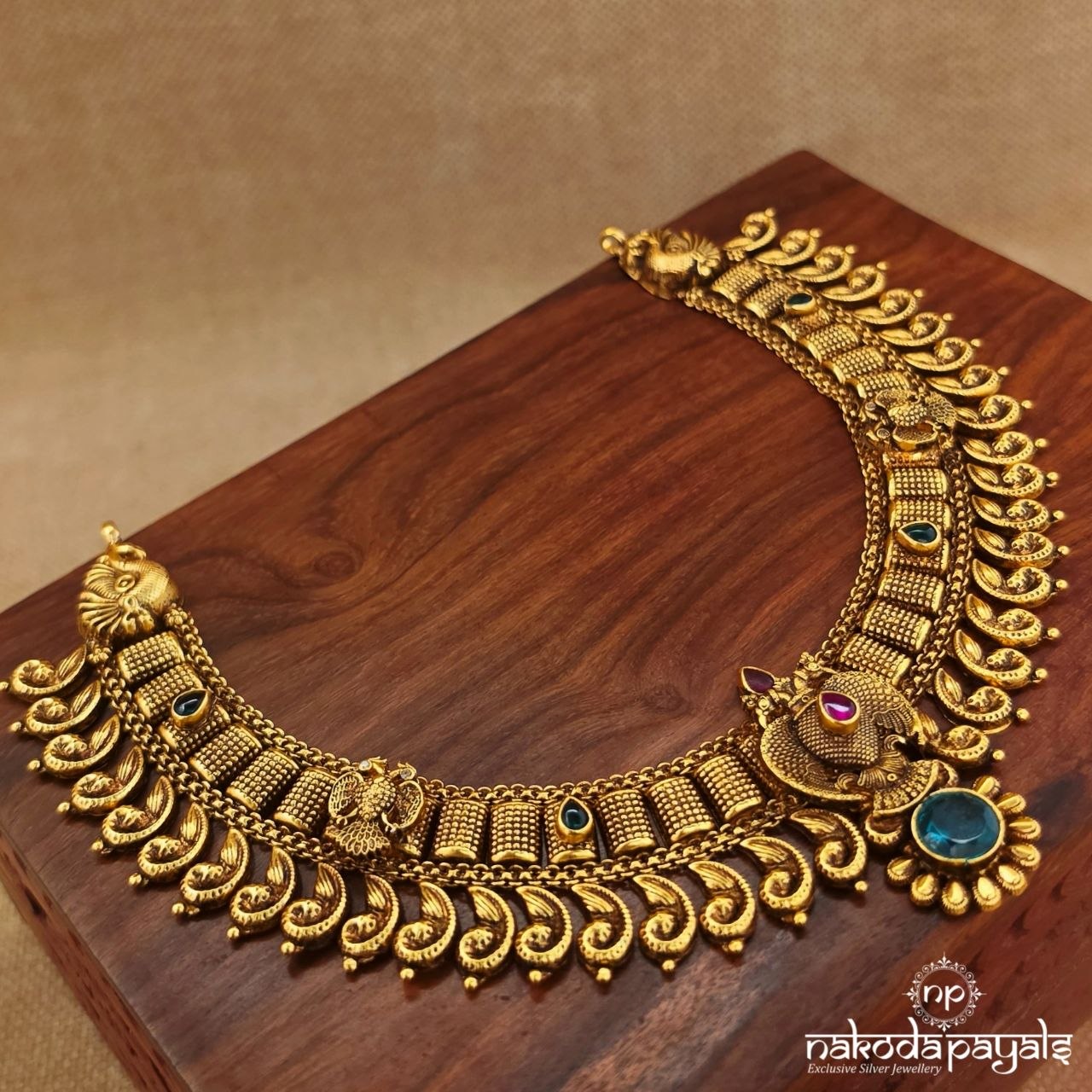 Peacock Pink Drop Gandaberunda Neckpiece (Gn10645)