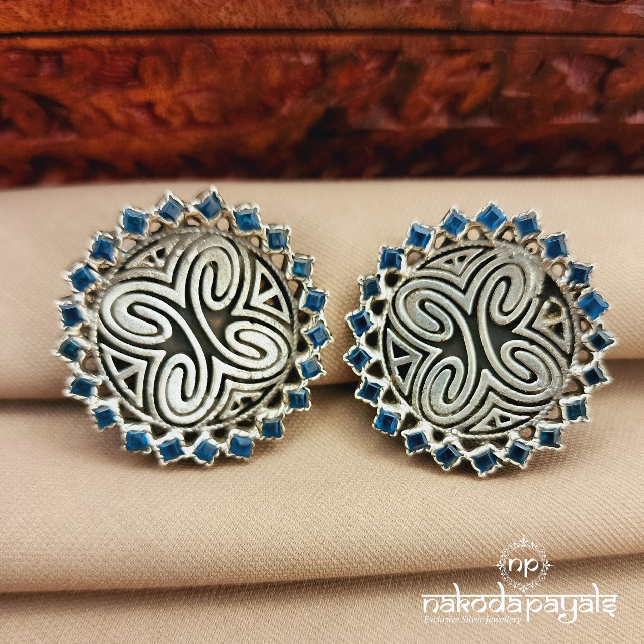Exemplary Blue Stone Studs (S9640)
