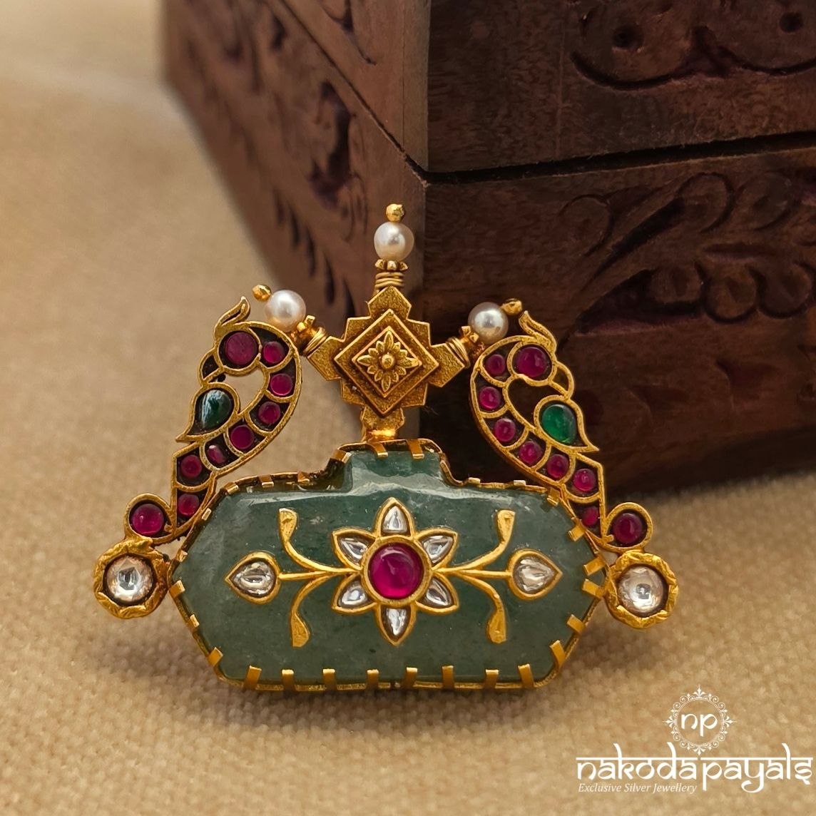 Peacock Kundan Floral Pendant (Gp2641)