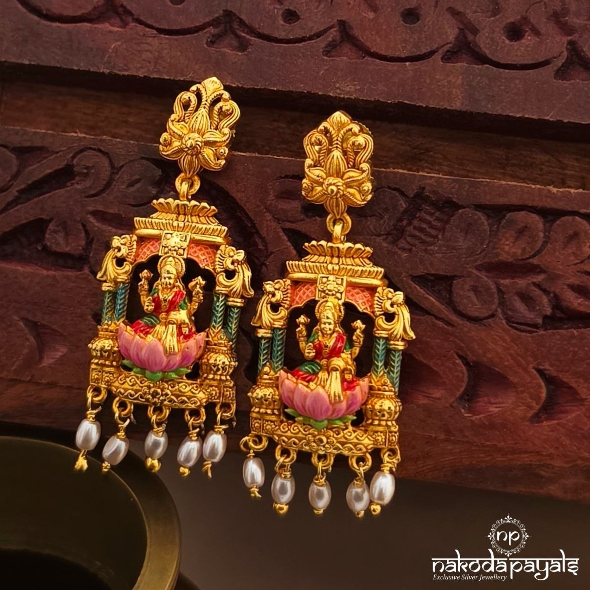 Exemplary Pearl Chandbali (Ge10839)