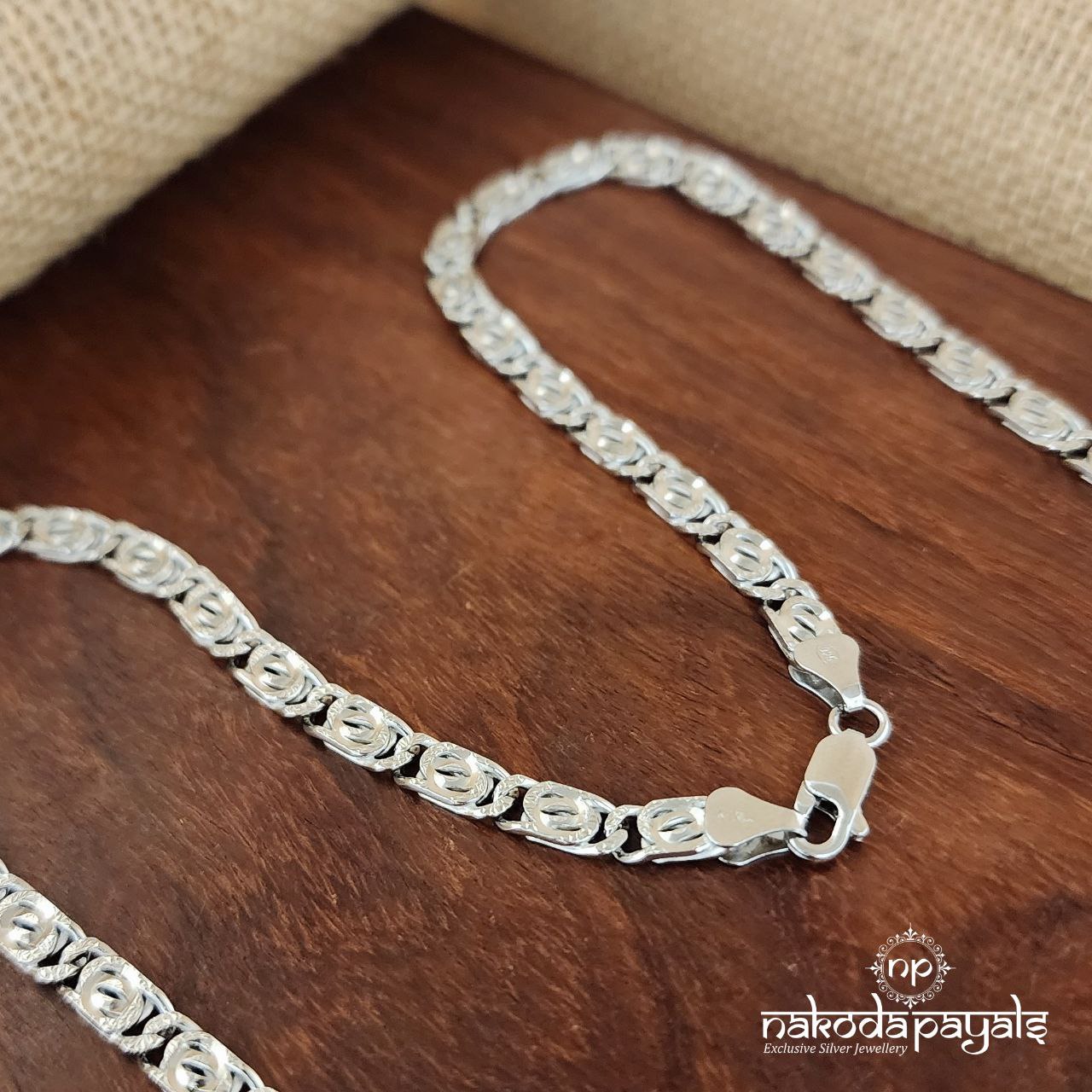 Stylish Men's Rhodium Finish Neckchain (N8961)