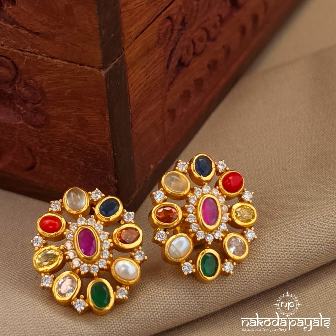 Floral Navaratana Studs (Ge11130)