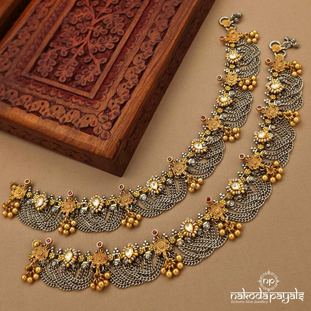Marvelous Dual Tone Anklet (A7106)