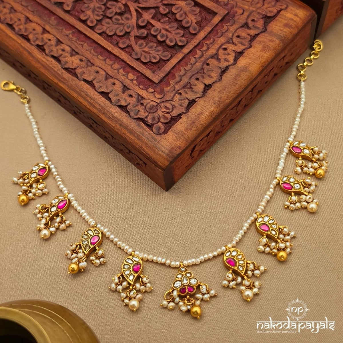 Stuuning Pearl Neckpiece (Gn10830)