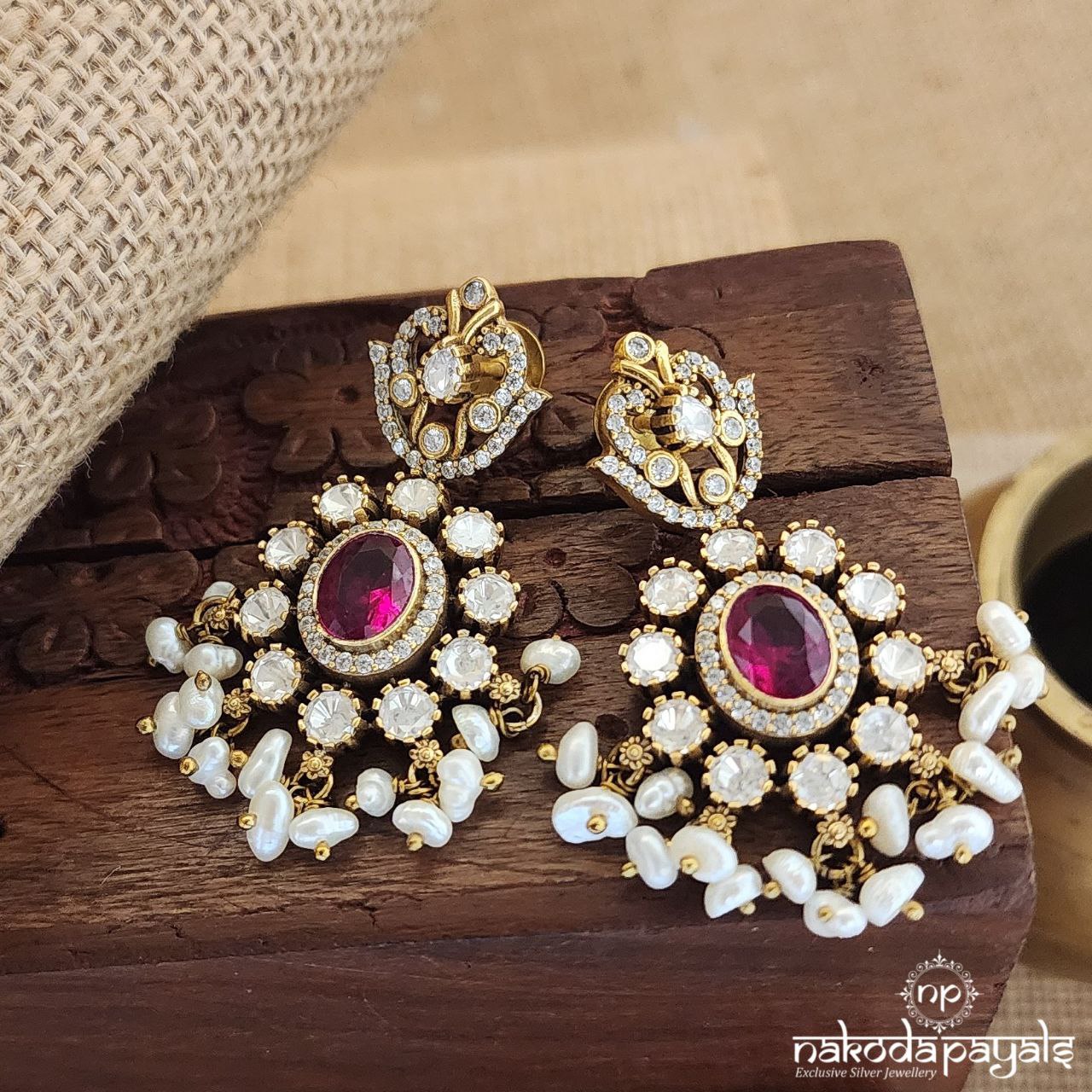 Twin Peacock Red Moissanite Earrings (Ge8637)