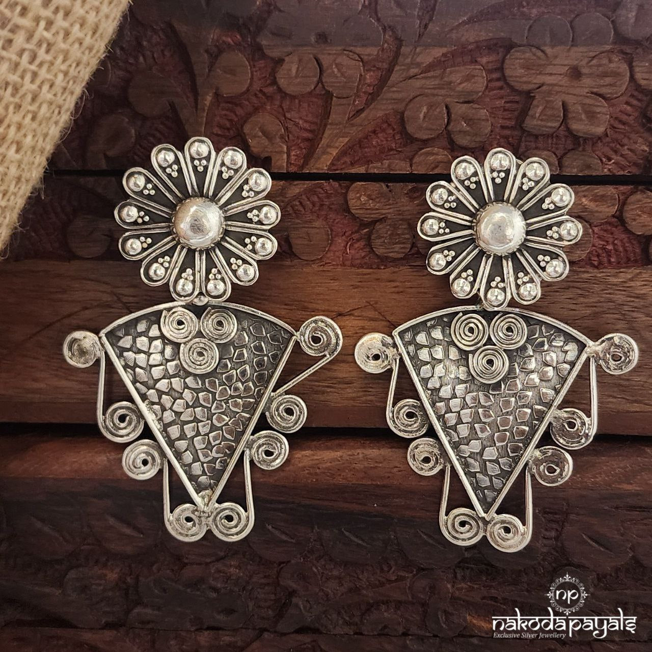 Gorgeous Floral Chandbali (C3644)