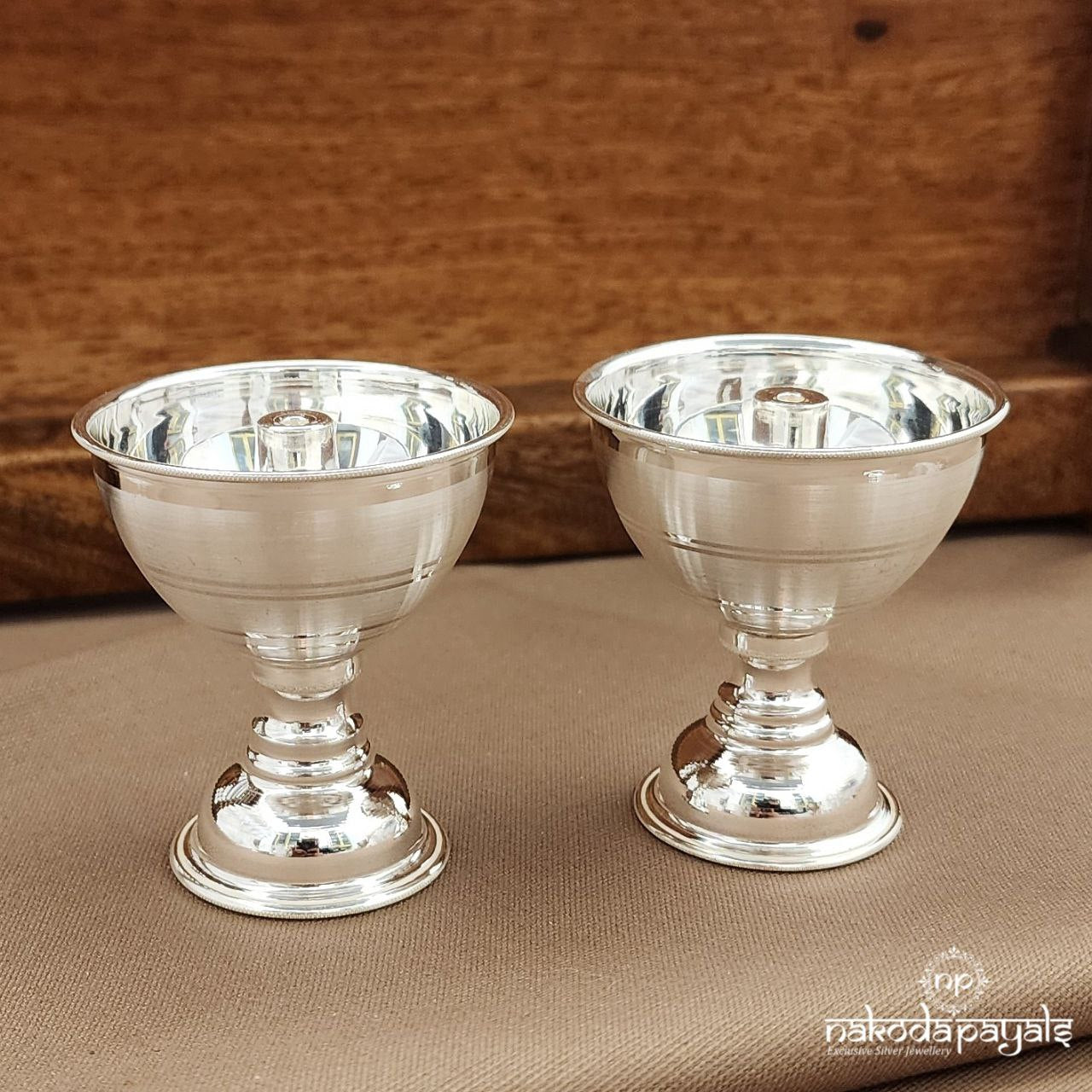 Elegant Wick Deepa (Aa2523)