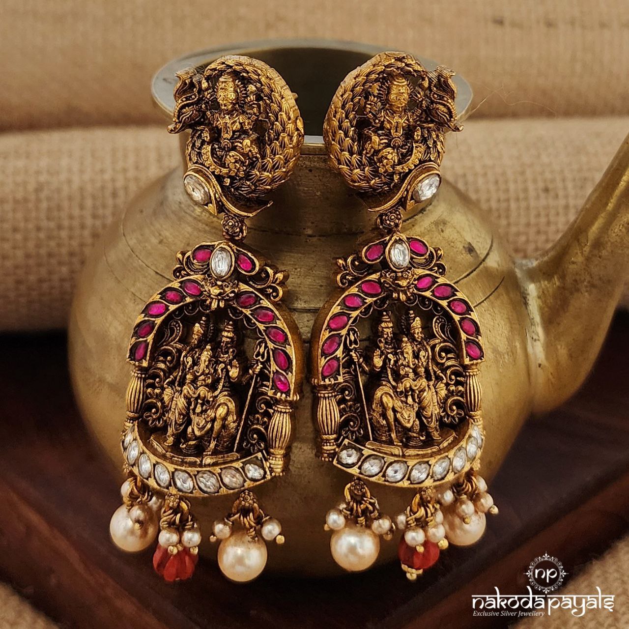 Lord Lakshmi Shiv Parivar Kundan Earrings (Ge9042)