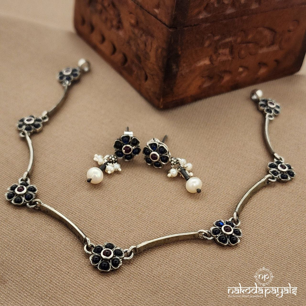 Blue Floral Neckpiece With Earrings (N11264)