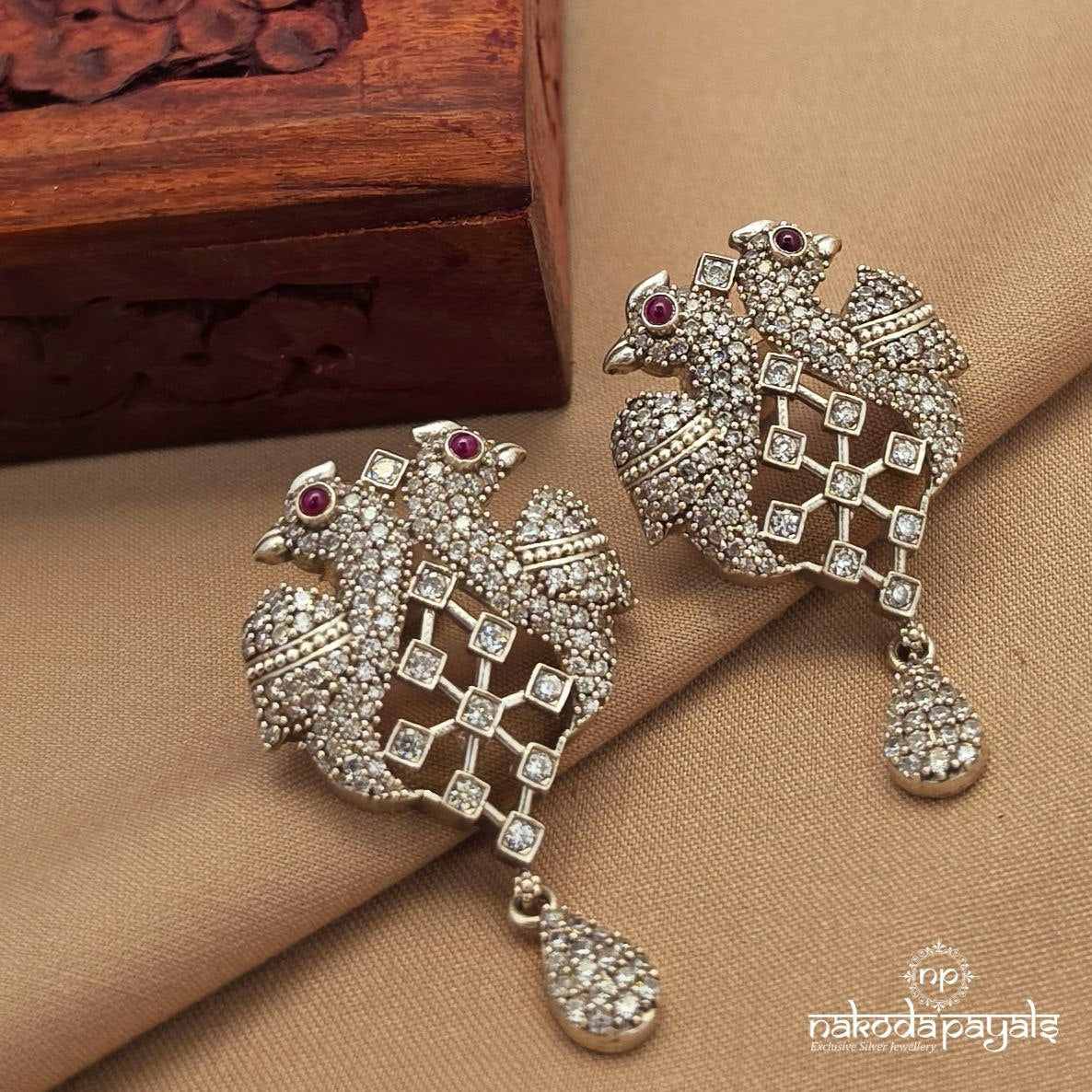 Gandaberunda Stunning Studs (S9713)