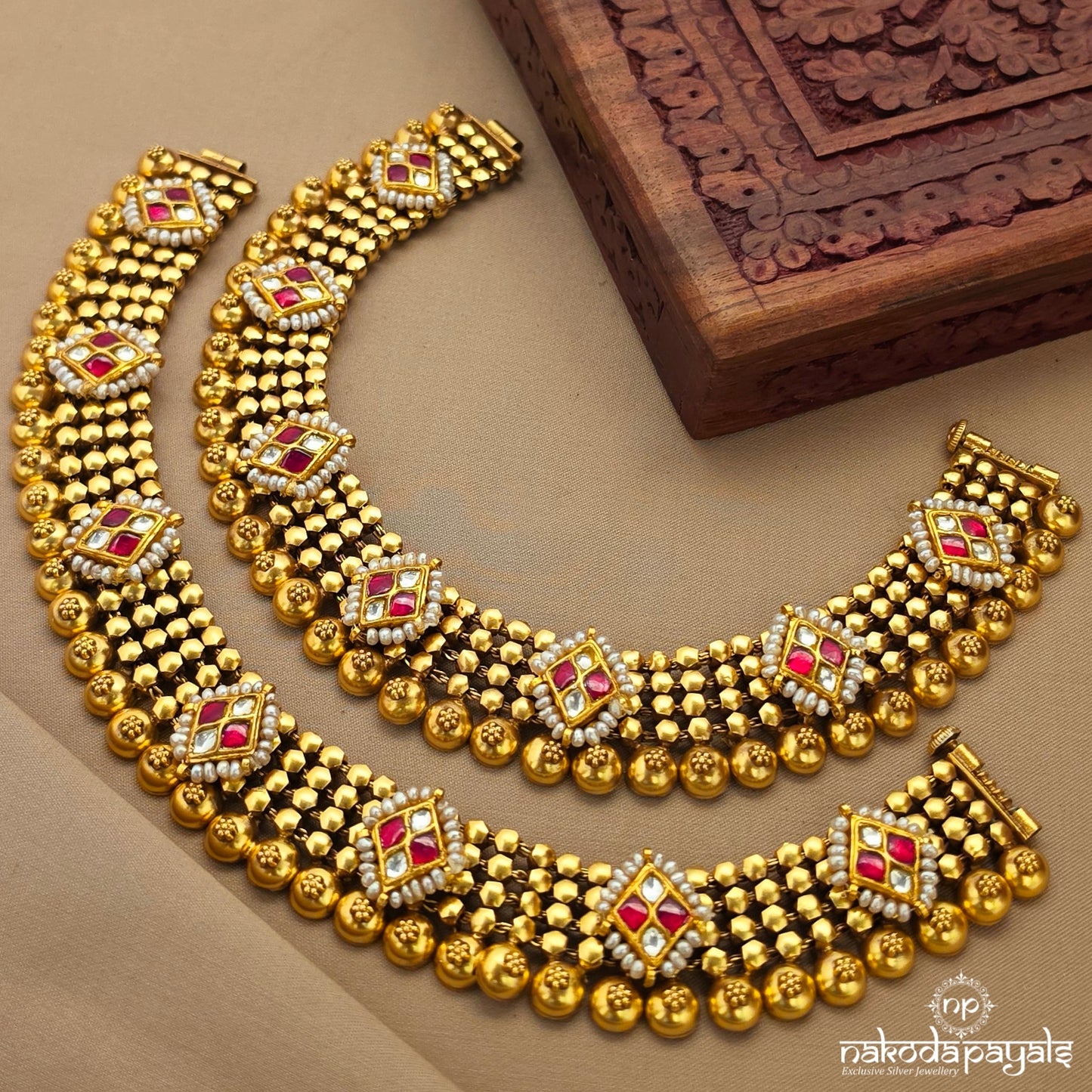 Exemplary Kundan Anklets (A7012)